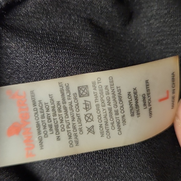 NWT Funny Girl Women's sz L One piece Swimsuit w/built-in pads - Picture 7 of 8